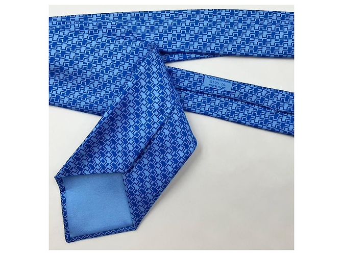 Cravatta Hermès in seta blu edizione Le Mans 24 - vista 4