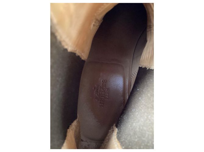 Botas ankle Hermès Findlay em camurça marrom Vermelho - vista 15
