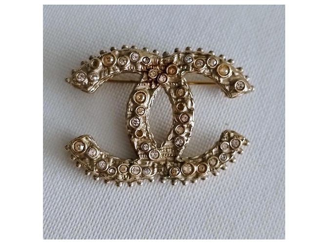 Chanel CC Modell Brosche Golden - Ansicht 2