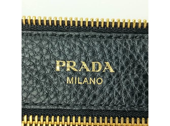Prada Schultertasche aus schwarzem Vitello Daino - Ansicht 9