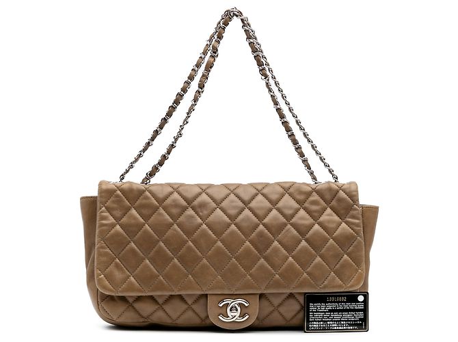 Chanel Brown Jumbo Quilted Lambskin Coco Rain Flap Marrone Cachi - vista 11