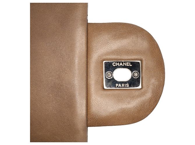 Chanel Brown Jumbo Quilted Lambskin Coco Rain Flap Marrone Cachi - vista 7