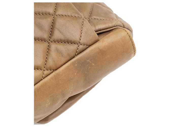 Chanel Brown Jumbo Quilted Lambskin Coco Rain Flap Marrone Cachi - vista 9