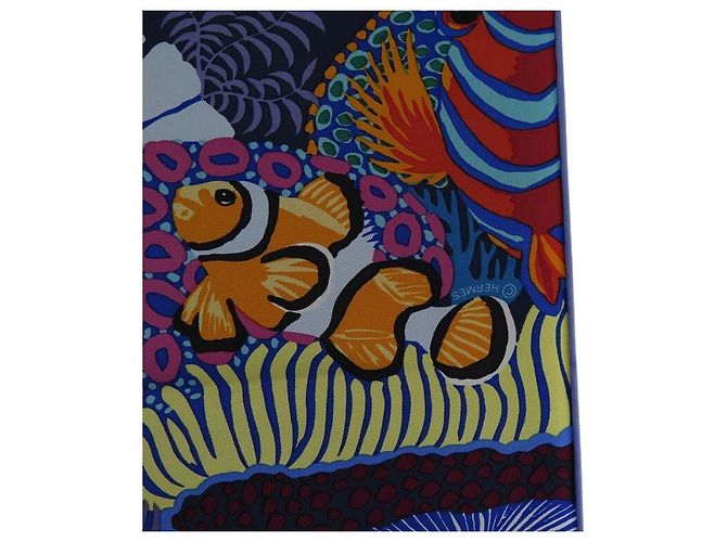 Hermès NUEVO BUFANDA HERMES BAJO LAS OLAS ALICE SHIRLEY 90 SEDA Multicolor - vista 9