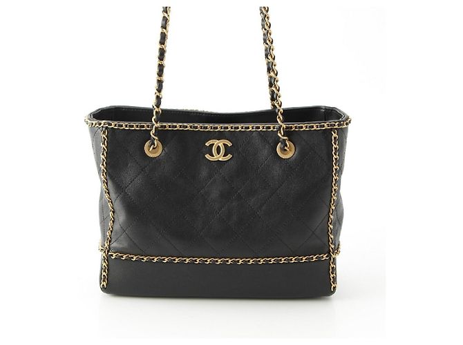 2.55 Borsa Tote Chanel Matelassé Coco Mark Chain Nero - vista 2