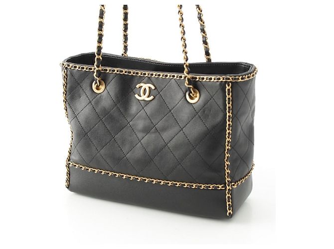 2.55 Borsa Tote Chanel Matelassé Coco Mark Chain Nero - vista 3