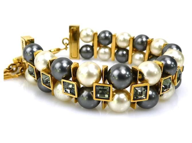Bracciale charm Louis Vuitton Marrone D'oro Bianco sporco - vista 2