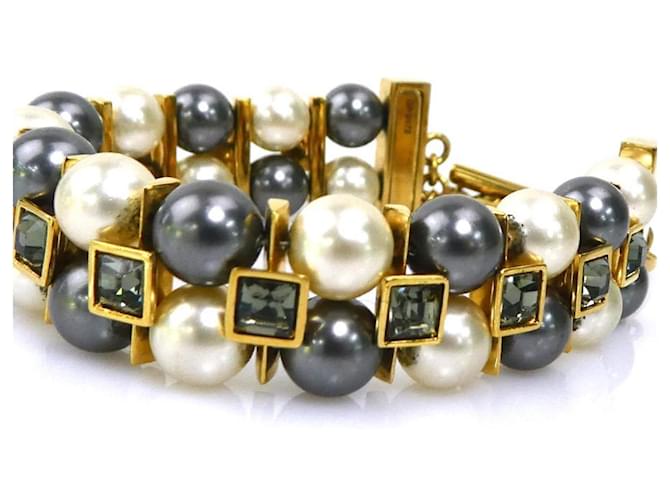 Bracciale charm Louis Vuitton Marrone D'oro Bianco sporco - vista 3