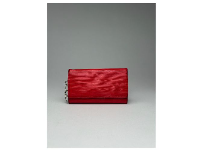 Vintage Louis Vuitton EPI Leather Key Holder red - view 2