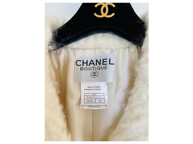 Chanel Coat Eggshell Mohair Wool Silk Size 40 - view 8