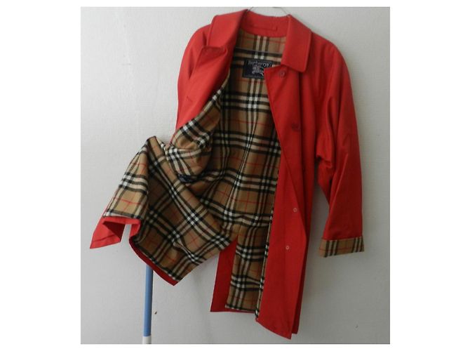 Abrigo Burberry Rojo de Tela Roja - vista 3