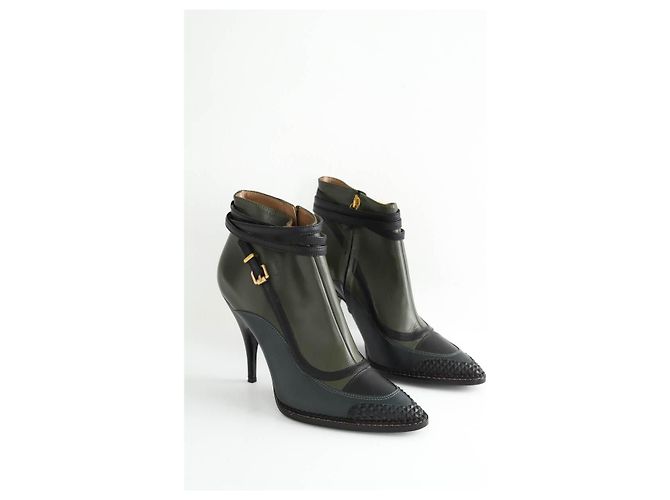 Moschino Botas de cuero caqui - vista 3