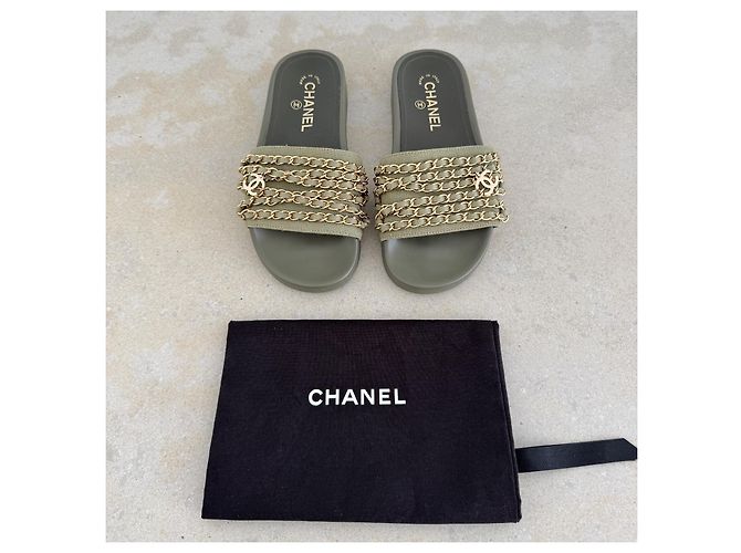 Sfilata di moda Chanel Resort 2017 Cachi - vista 4