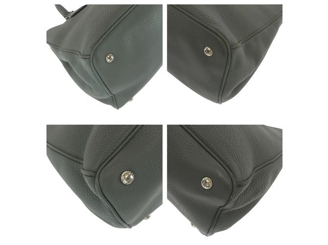 Graue Leder Schultertasche mit Vitello Dino Logo von Prada - Ansicht 3