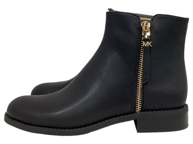 Bota flat Britt da Michael Kors em couro preto - vista 3