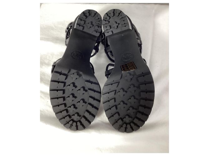 Sandali Vero Platform Michael Kors in pelle nera - vista 15