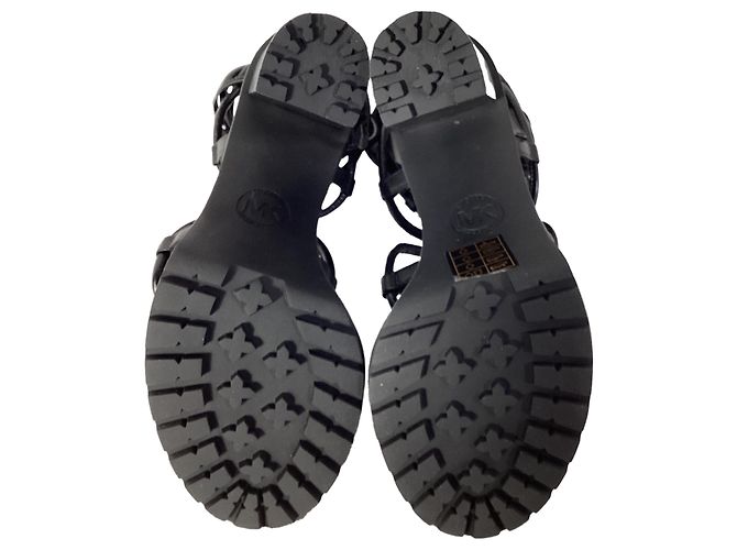 Sandali Vero Platform Michael Kors in pelle nera - vista 7