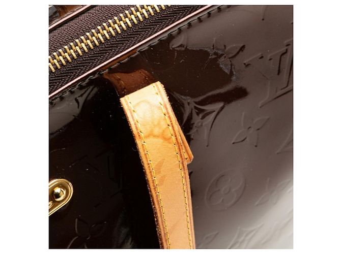 Borsa Louis Vuitton Monogram Vernis Bellevue GM Marrone Bordò - vista 7