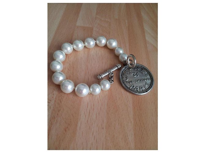 Chanel Perlenarmband mit Medaillon Mehrfarben - Ansicht 3