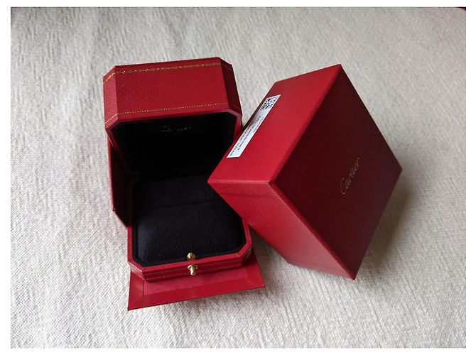 Cartier Amor Trinity JUC Anel de haste fina Caixa interna e externa Sacola de papel Vermelho - vista 2
