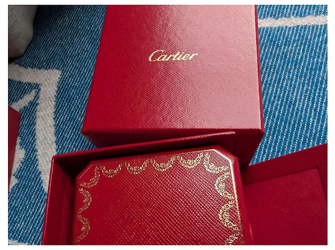 Cartier Amor Trinity JUC Anel de haste fina Caixa interna e externa Sacola de papel Vermelho - vista 9