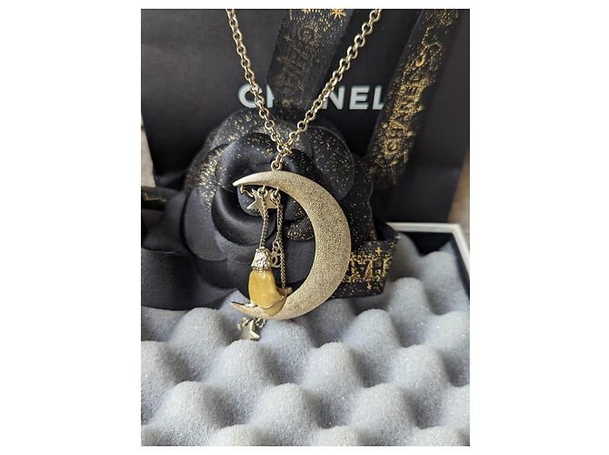 Chanel Raro CC 08P CoCo na Lua GHW Colar Logo de Cristal Caixa etiqueta Dourado - vista 15