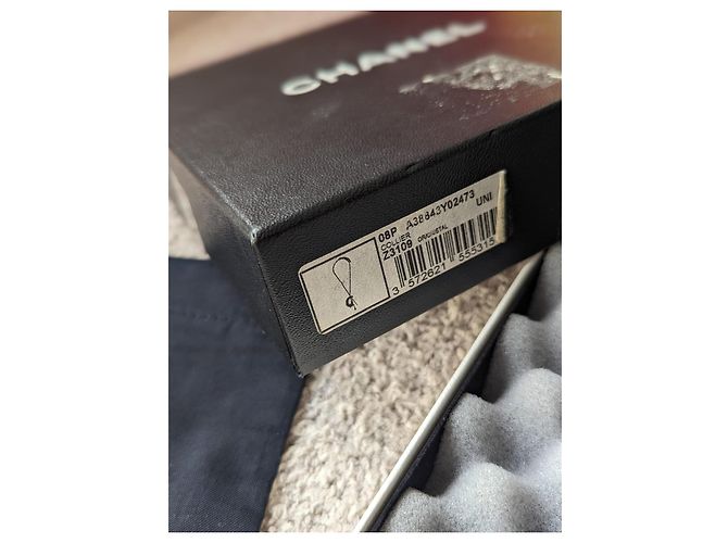 Chanel Raro CC 08P CoCo na Lua GHW Colar Logo de Cristal Caixa etiqueta Dourado - vista 17