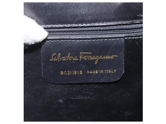 Borsa a spalla Salvatore Ferragamo in pelle nera e oro Auth BA1085 Nero D'oro - vista 12