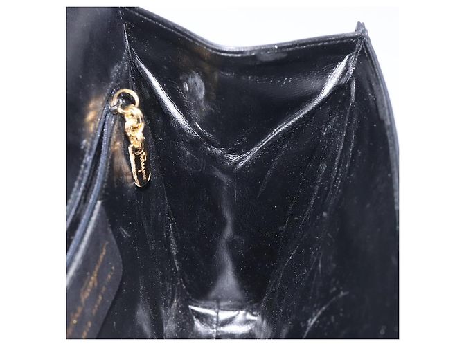 Borsa a spalla Salvatore Ferragamo in pelle nera e oro Auth BA1085 Nero D'oro - vista 18