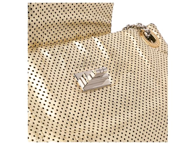 Chanel Gold Perforiertes, rissiges Metallic-Kalbsleder Drill Tote Golden - Ansicht 7