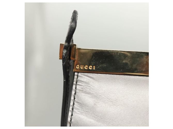 GUCCI Schultertasche aus braunem Leder mit Gold Auth 118429 Golden - Ansicht 10
