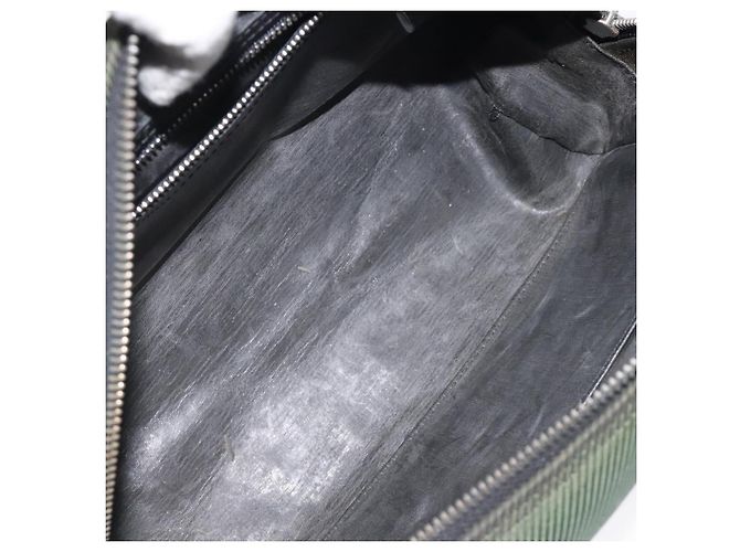 LOUIS VUITTON Taiga Parana Clutch Bag Epicea M30754 LV Auth bs24494 - view 10