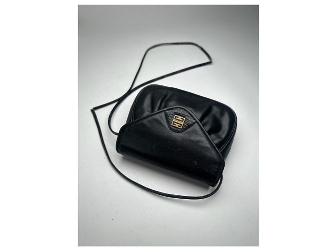 Vintage Givenchy 4G Ledertasche schwarz - Ansicht 13