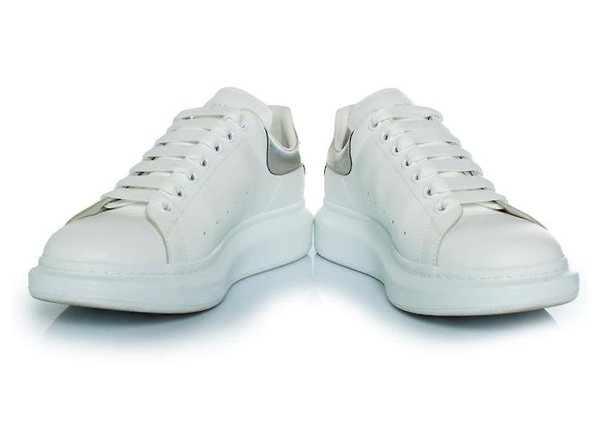Alexander McQueen, tênis oversized Larry Prata Branco - vista 6