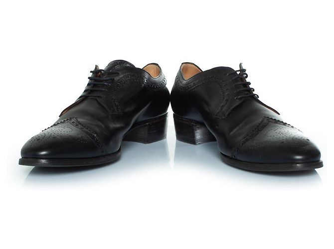 Gucci, Broccato con lacci e tacco chiodato in oro Nero - vista 6