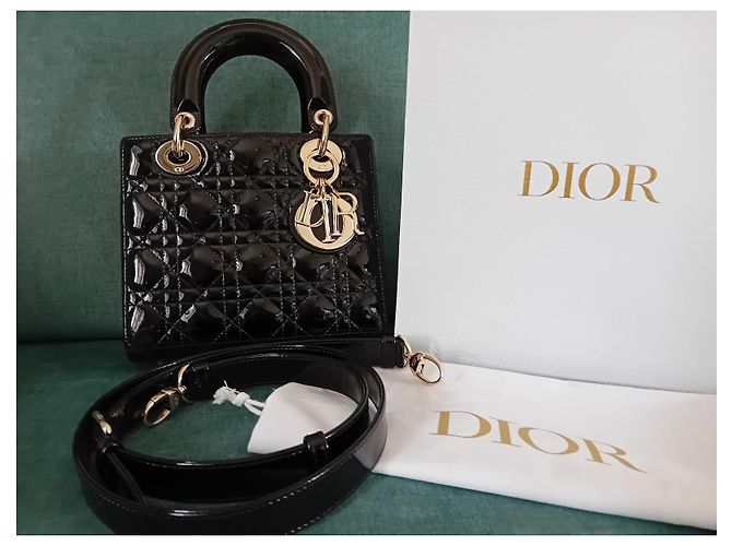 Borsa Christian Dior Lady Dior Piccola in Pelle Vernice Nera Nero - vista 2