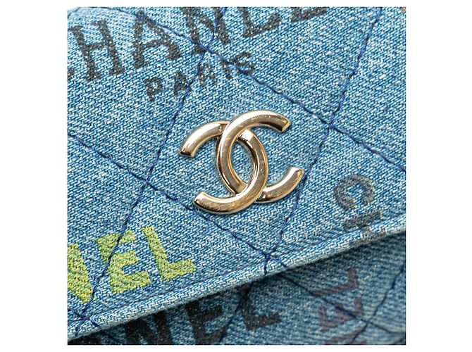 Chanel Blaue Mini-Denim-Clutch mit Kette - Ansicht 7