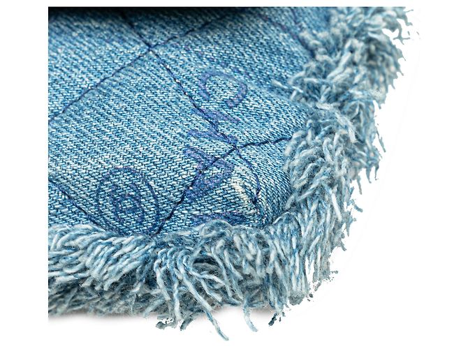 Chanel Blaue Mini-Denim-Clutch mit Kette - Ansicht 9
