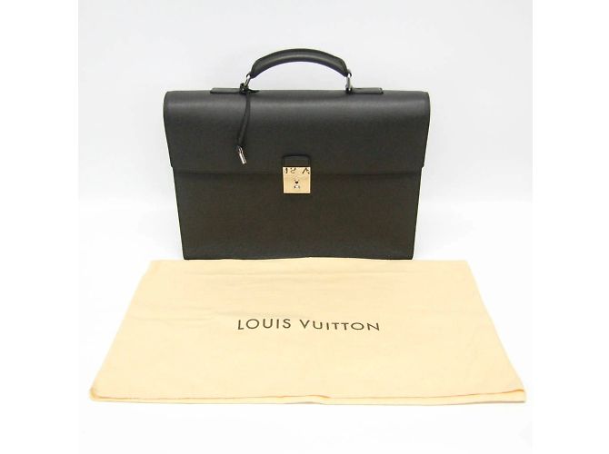 Malette Taiga Neo Robusto 2 de Louis Vuitton Gris - vue 2