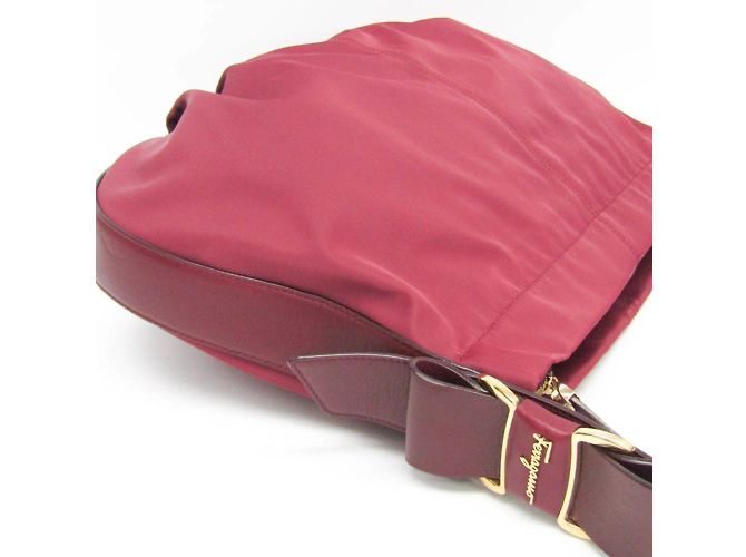 Schultertasche Salvatore Ferragamo Vara AU-21 D337 Bordeaux - Ansicht 7