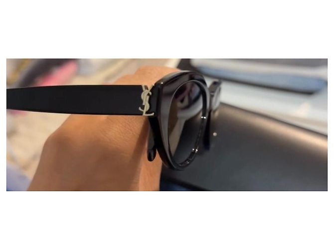 Yves Saint Laurent Sonnenbrille Cat-Eye Schwarz - Ansicht 2