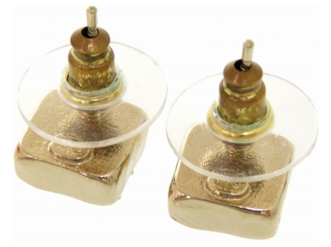 Orecchini in oro con pietra quadrata Chanel Coco Mark D'oro - vista 4