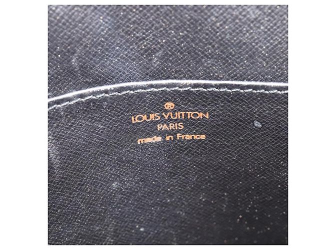 LOUIS VUITTON Epi Pochette Hombre Bolsa Clutch Negra M52522 LV Auth ep8688 Negro - vista 17