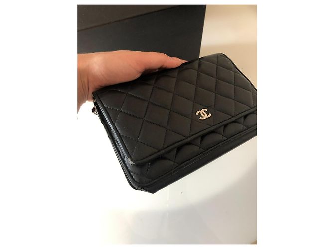 Wallet On Chain Portafoglio Chanel Classico su Catena in Pelle di Agnello Nera – Metallo Argento Nero - vista 8