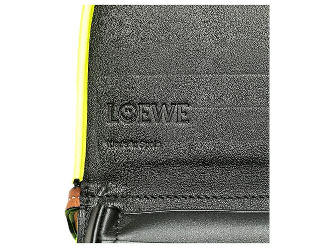 LOEWE Gelb Klein Glattes Kalbsleder Smiley Absatz Umhängetasche - Ansicht 7