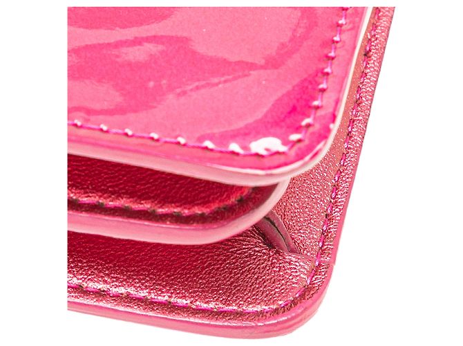 Porta telefono in vernice rosa CC di Chanel a tracolla - vista 7