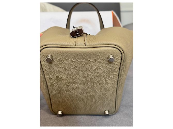 Hermès Picotin Lock 18 Beige in pelle Taurillon Clemence - vista 5