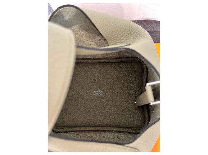 Hermès Picotin Lock 18 Beige in pelle Taurillon Clemence - vista 9