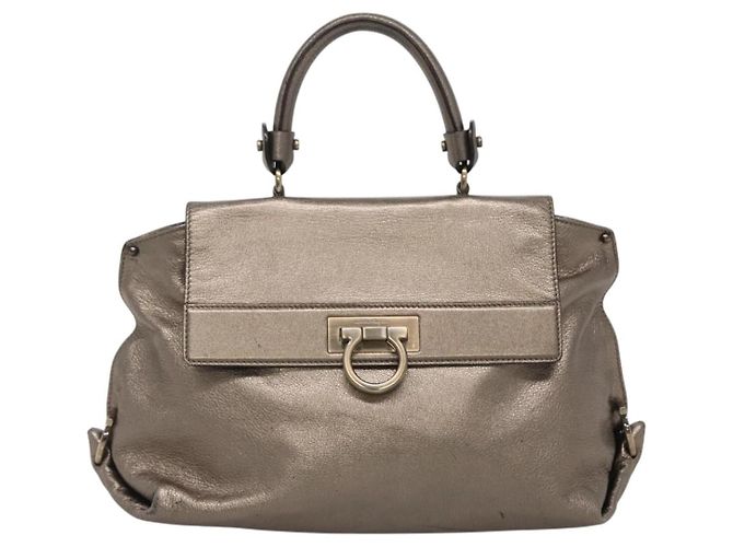 Borsa a mano in pelle Gancini Salvatore Ferragamo 2 vie tono oro Auth 121739 - vista 2
