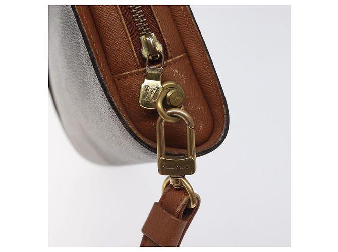 LOUIS VUITTON Clutch Orsay Monograma M51790 LV Auth th5899 - vista 17